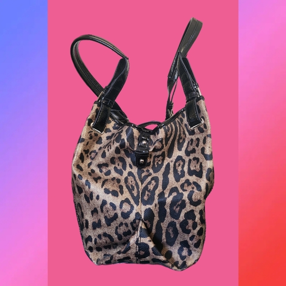 NINE WEST CHEETAH PRINT WITH BLACK PATENT LEATHER TOTE BAG - Picture 4 of 7